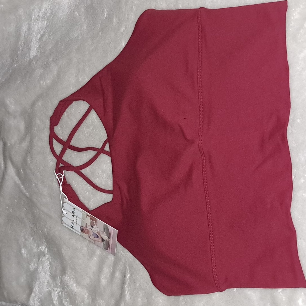 Halara Crisscross Sports Bra
